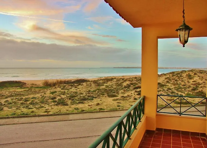 Albergue: Supertubos Beach Hostel